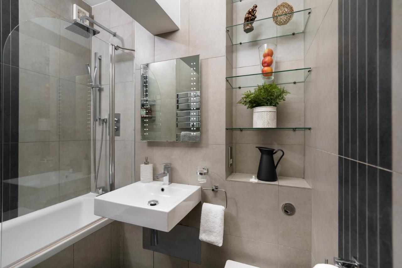 Wow! 2 Bedr/3 Beds Covent Garden/ Best Location! London Exterior foto